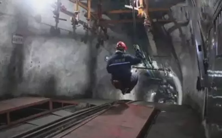 煤矿防爆相机.png